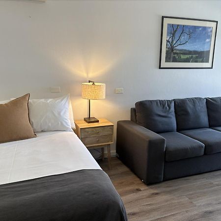 Tall Timbers Motel Dungog 外观 照片